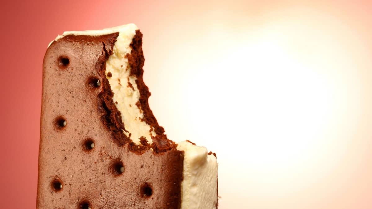 Are Ice Cream Sandwiches Gluten Free (& Where To Buy Them)
